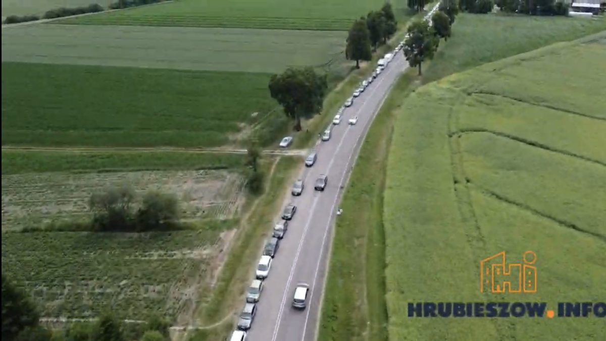 Очередь на погранпереход с Украиной в Зосине [ВИДЕО]. Прогноз ожидания в очереди перед пунктом пропуска.