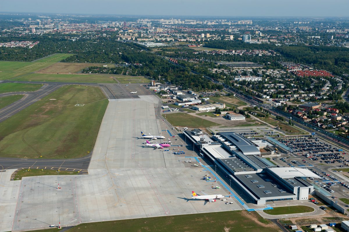 Kiss&Fly в аэропорту Лавица в Познани теперь платная но есть бесплатная парковка