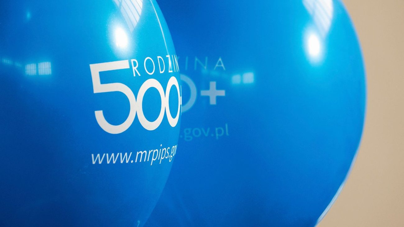 Потеря пособия 500 плюс в Польше. ЗУС проводит проверки. Уже приостановлено 18 тысяч выплат