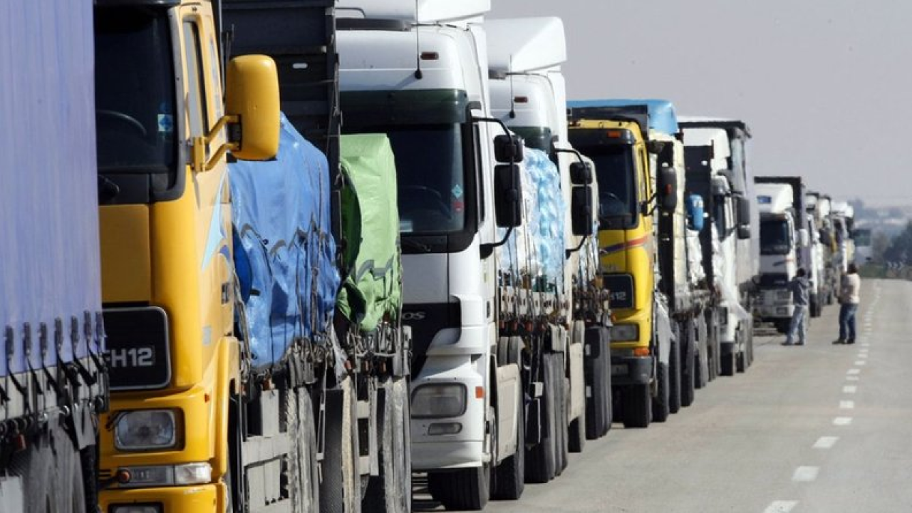З 3 листопада страйк польських перевізників загрожує перешкодами на кордоні з Польщею для вантажівок